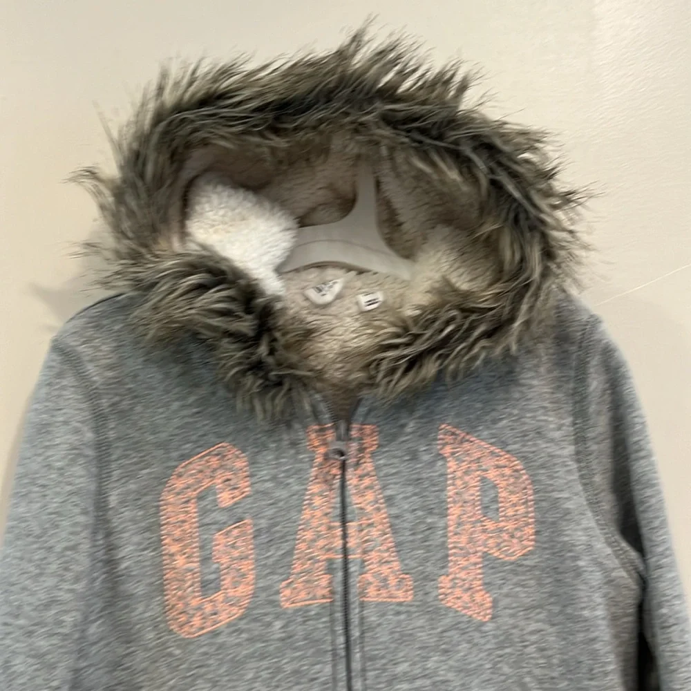 GAP girls grey